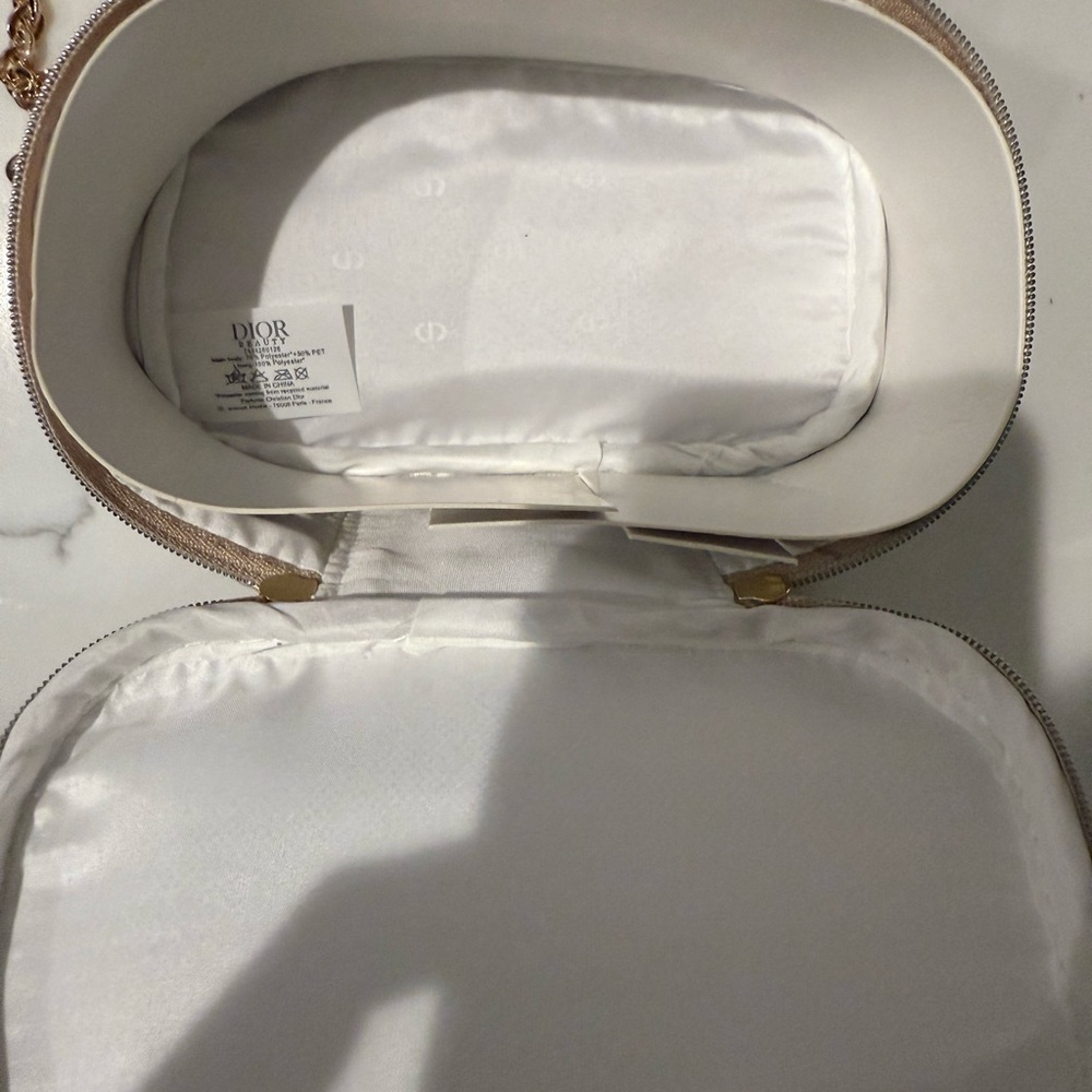 New Holiday Dior Gold bag with chain - Picture 8 of 11